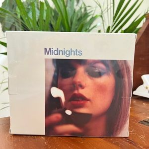 Taylor Swift Midnights x Capital One box set